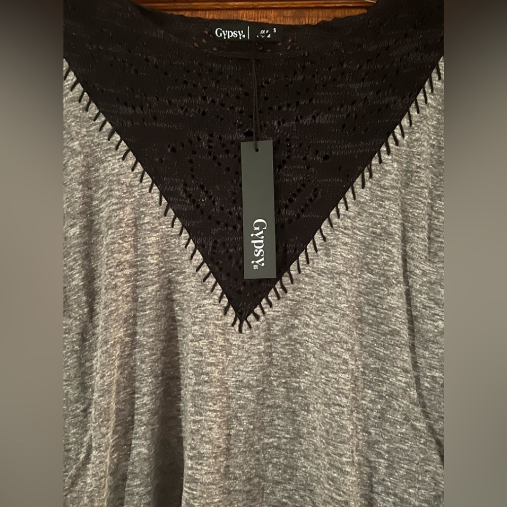 NEW GYPSY 05 Long Sleeve top with crochet v-neck insert in front & back detail - Picture 3 of 8